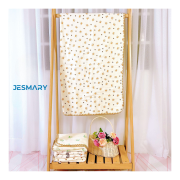 Khăn tắm cho bé  làm từ vải xô hình hổ con đáng yêu